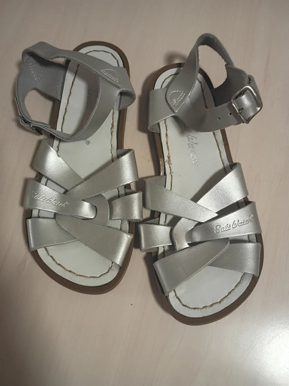 Girls The Saltwater Sandal Metallic Silver Strappy Sandals - Kids